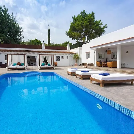 Villa In Ibiza Town With Private Pool, Sleeps 10 *
