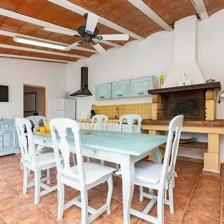 In Ibiza Town With Private Pool, Sleeps 10 San Rafael De Sa Creu